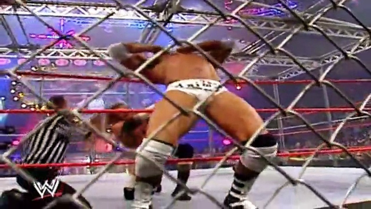 TRIPLE H VS BATISTA HELL IN A CELL VF