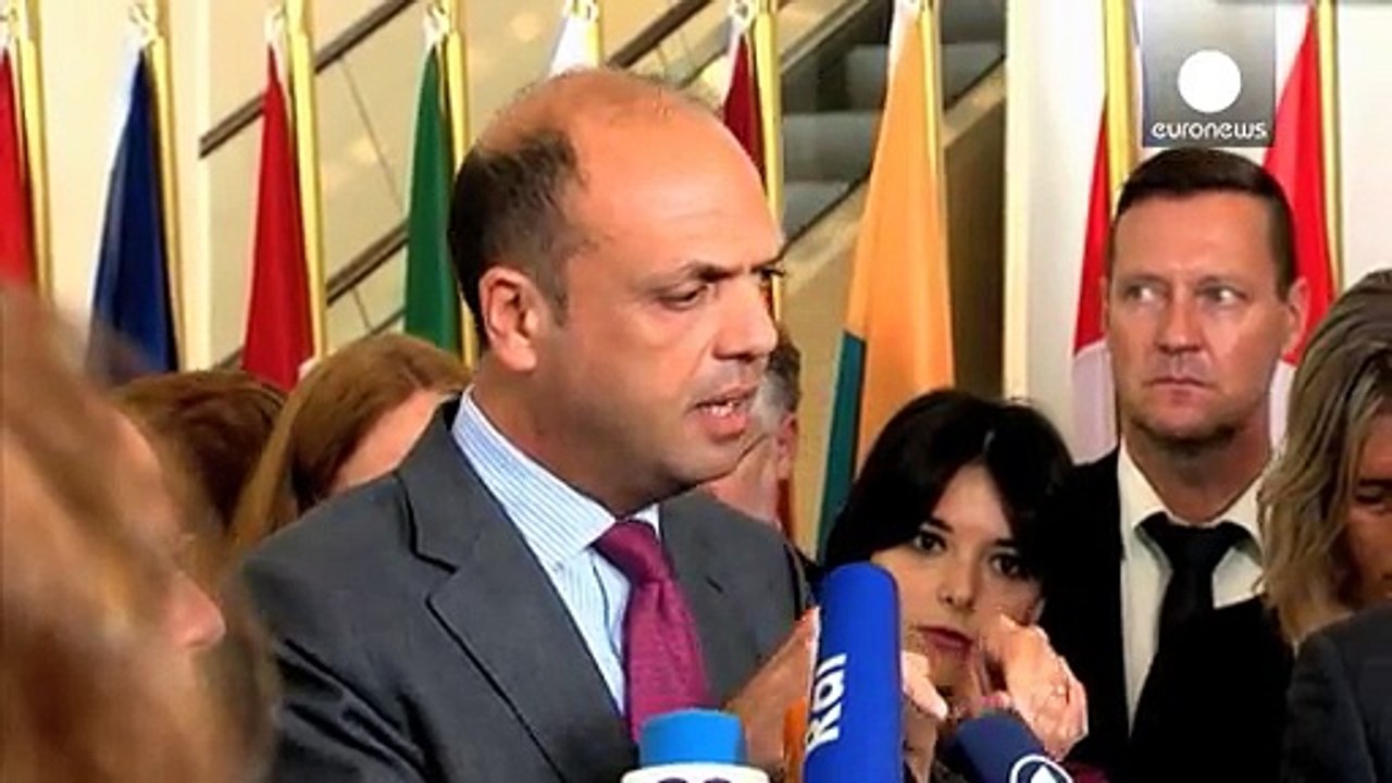 Στη Σύνοδο Κορυφής του Ιουνίου το θέμα της μετανάστευσης που διχάζει την ΕΕ