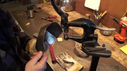 Fabrication d'armure médiévale Making of medieval armor #13