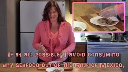 Peel and Devein Shrimp the Easy Way! How to Use a Deveiner