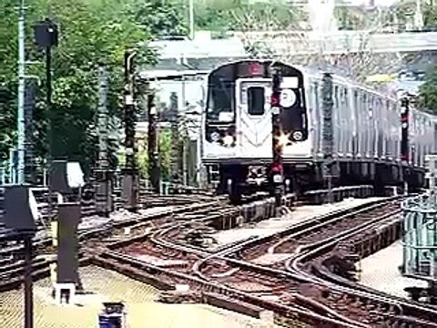 MTA NYCT R160B Siemens Set (N) Train Entering Stillwell Ave