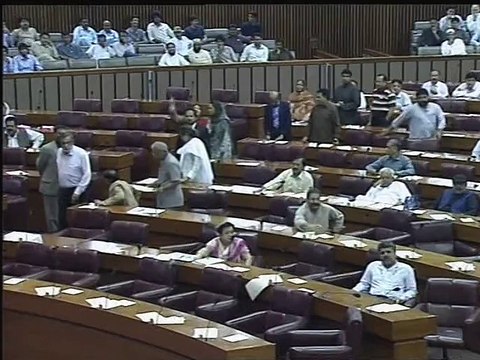 خواجہ آصف ایم کیوایم پر قومی اسمبلی میں برس پڑے