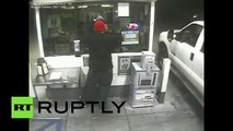 US tow-and-grab ATM heist caught on CCTV