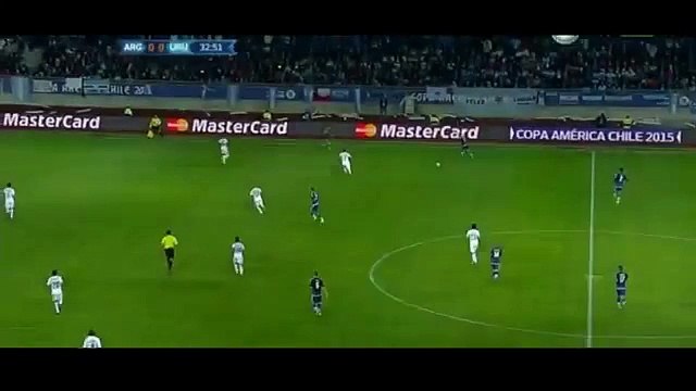 El enfado de Messi Argentina vs Uruguay 1-0 Copa América 2015 -