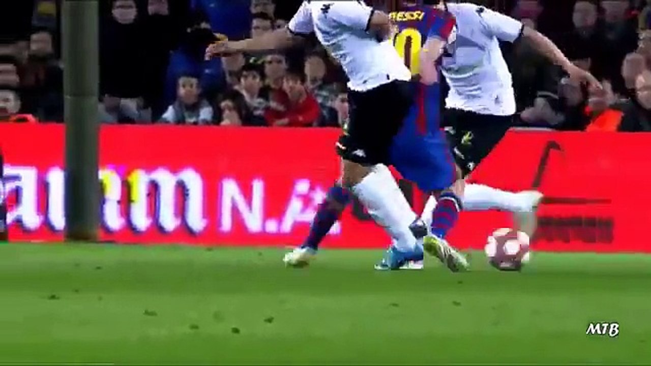 Messi Goals Solo Compilation
