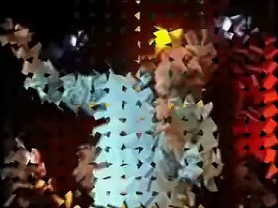 Volkan KONAK yatma yeşil çimene