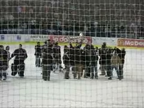 Bruleurs de Loups - Remise Coupe Magnus!