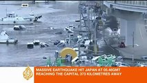 Tsunami caused by a 8.9 Earthquake hits Japan March 2011 (WARNING,explicit images)