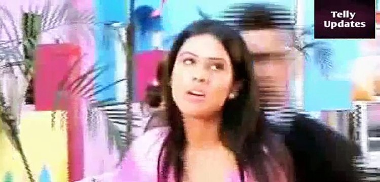 Jamai Raja 15th June 2015 - Siddharth Aur Roshni Ka Romance Siddharth Ne Rooti R