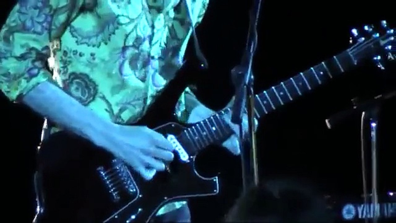 Paul Gilbert Amazing Blues Solo