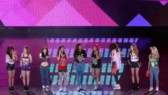 소녀시대SNSD I Got Boy + Dancing Queen Incheon Korean Music Wave 2013 FanCam 130901