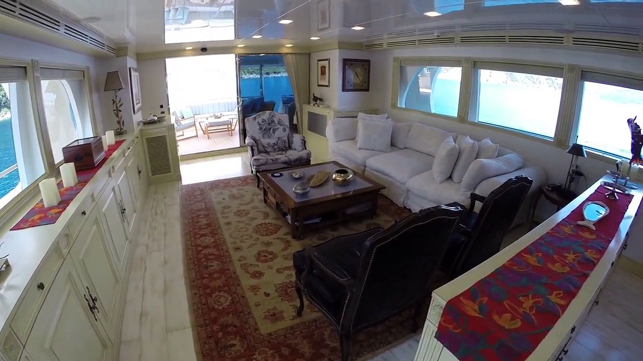 35 m motor yacht for sale Interior Tour