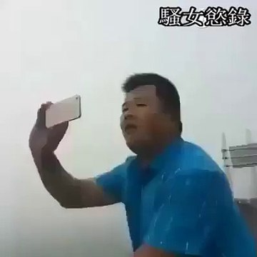 Vuole fare un video ma guardate cosa gli succede!!