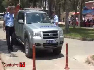 Kayınvalide ve görümceden geline temizlik dayağı