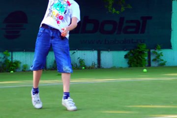 ТЕННИС ДЕТИ - всё большее число родителей отводят своих чад