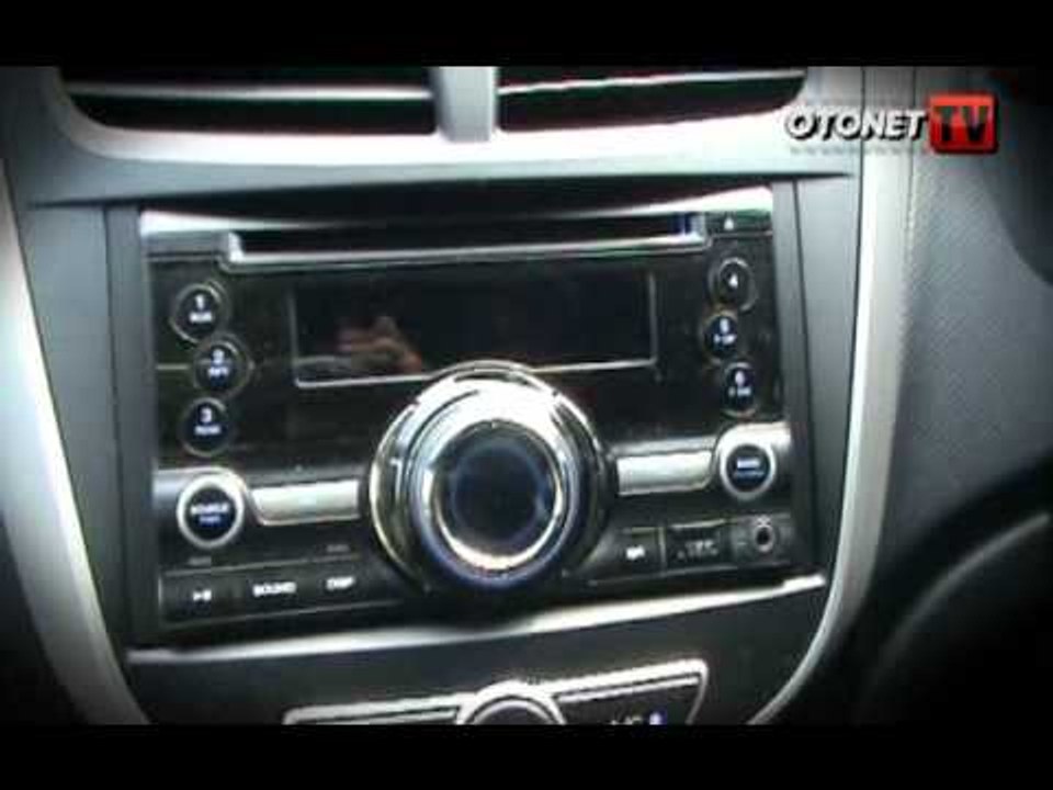 Otomotifnet - Test Drive Hyundai Grand Avega.flv