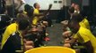Columbus Crew SC oyuncuları soyunma odasında boş durmamış. - Columbus Crew SC players had not been idle in the room