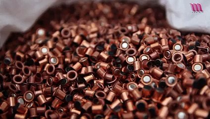 الحرس الديواني بصفاقس يحبط عملية تهريب 500 ألف قداحة نارية قادمة من القطر الليبي