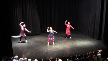 Bollywood - Festival Fin de Curso Las Zapatillas Rojas 2015