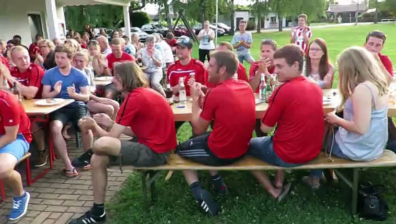 2015 ---Eintracht Kattenhochstatt Saisonabschluss Teil 2