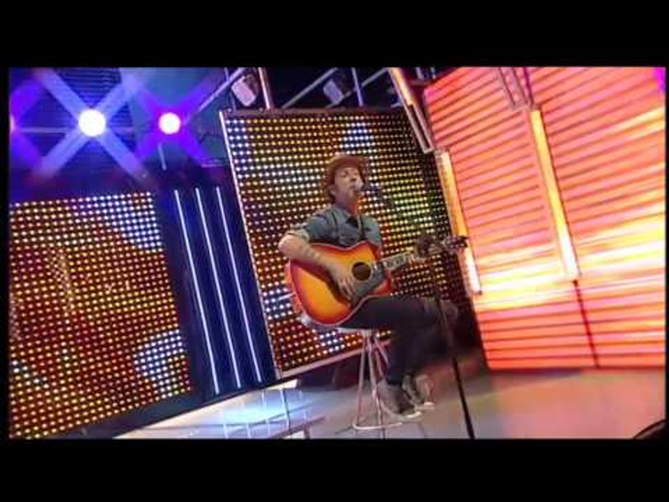 TV3 - Divendres - Coti: "50 horas" a l'escenari de "Divendres"