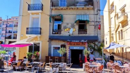 Le petit café du grand amour.