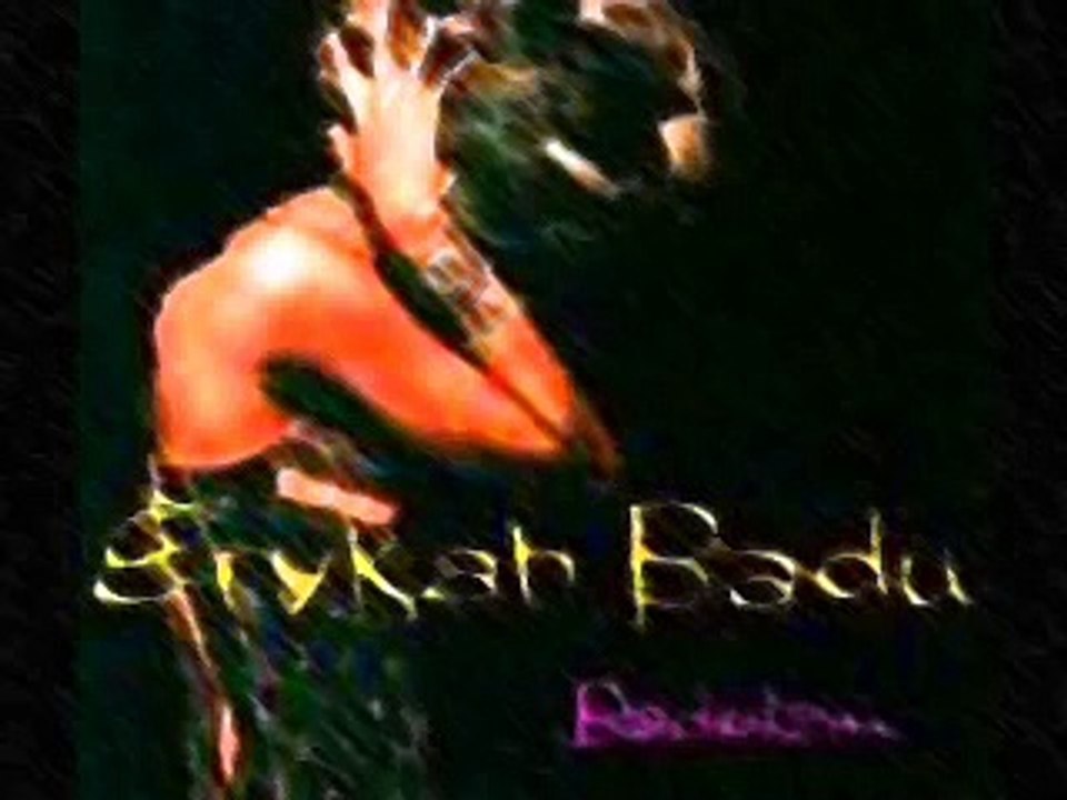 Erykah Badu 4 leaf clover