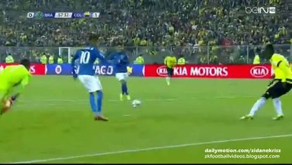 Firmino Hundred Percent Chance, Unbelievable Mistake - Brazil v. Colombia 17.06.2015