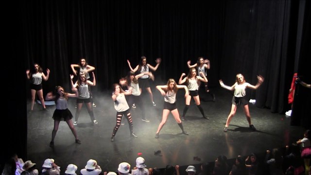 Chop suey - Festival Fin de Curso Las Zapatillas Rojas 2015