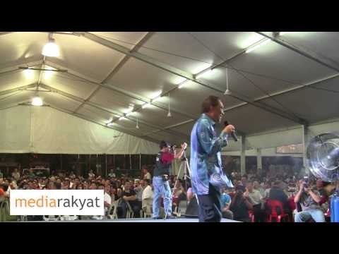 Anwar Ibrahim: We Have Crazy Fools Dictating Our Students Listen Listen Listen