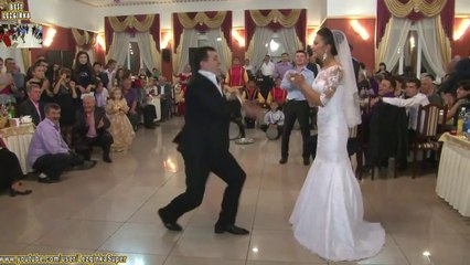 Лезгинка с Красивыми Невестами/Dancing with the beautiful bride