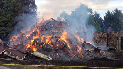 Incendie dans une ancienne ferme