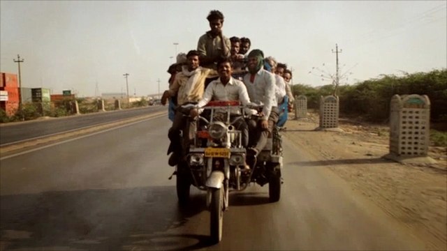 برومو فيلم الخيوط المفككة- مهرجان الجزيرة