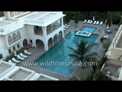 Rajasthani folk song being performed at Samode Palace