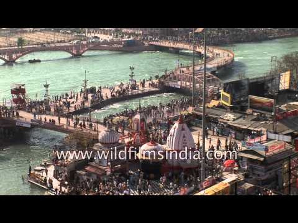 Devotees at Haridwar Kumbh Mela - India