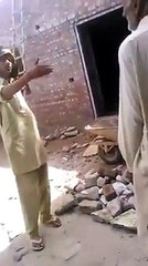 tayyabijaz magyana VID-20150602-WA0011