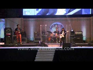 Silman Marak plays lead guitar live in Delhi