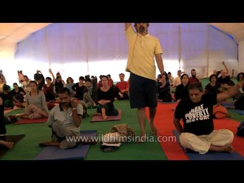 Bharath Shetty takes class at International Yoga festival, Rishikesh