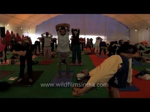 Indian Yogacharya Bharath Shetty teaches Yoga to foreign guests - Rishikesh