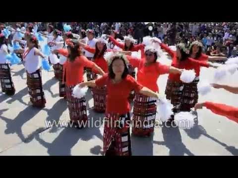 Parlam dance by Mizo women - Chapchar Kut