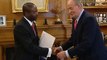 S.M. el Rey recibe al Ministro de Asuntos Exteriores de Guinea Ecuatorial
