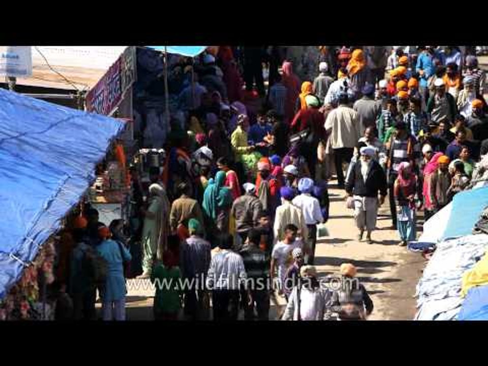 Sikh community gathers to celebrate Hola Mohalla - Punjab