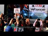 Bollywood singer Shibani Kashyap sings 'Sajna aa bhi ja' in Delhi