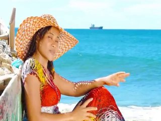 EMMA CHRISPINE  -  Zanaka sisa   (gasy HD 2015 - malagasy)