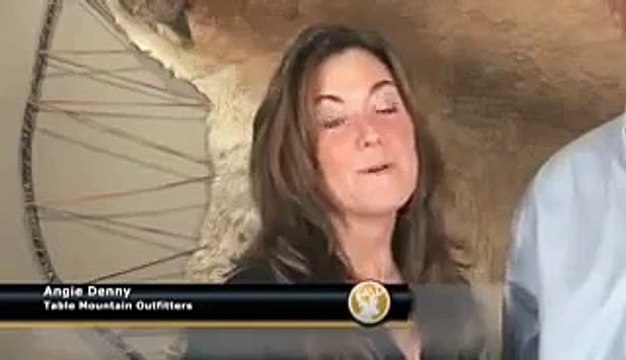 Elk fight during hunt in Wyoming - Award Winning Elk Footage!! Table Mountain Outfitters