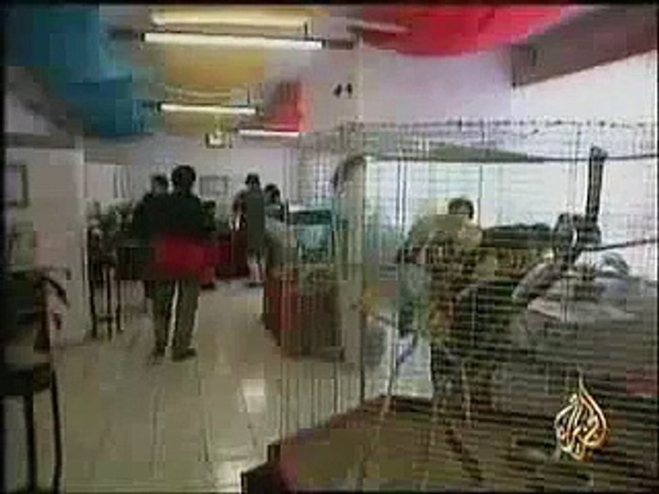 A Parrot in the beautiful voice Reciting the Verses of Holy Quran