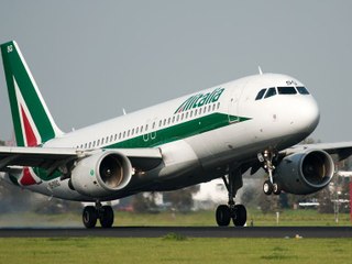 Alitalia confirma suspensión de vuelos a Caracas