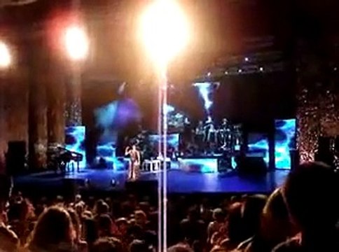 Sezen AKSU Yol Arkadaşım (canlı performans) 2007