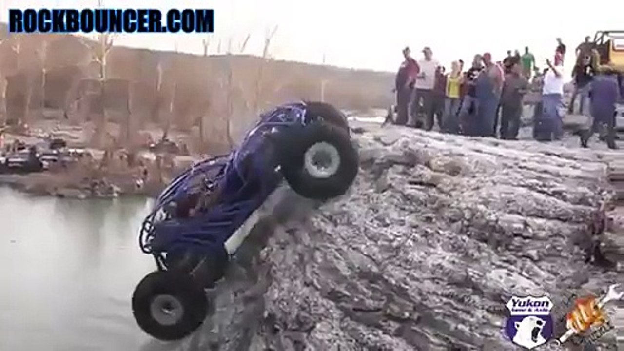 Düz Duvara Tırmanan Araba