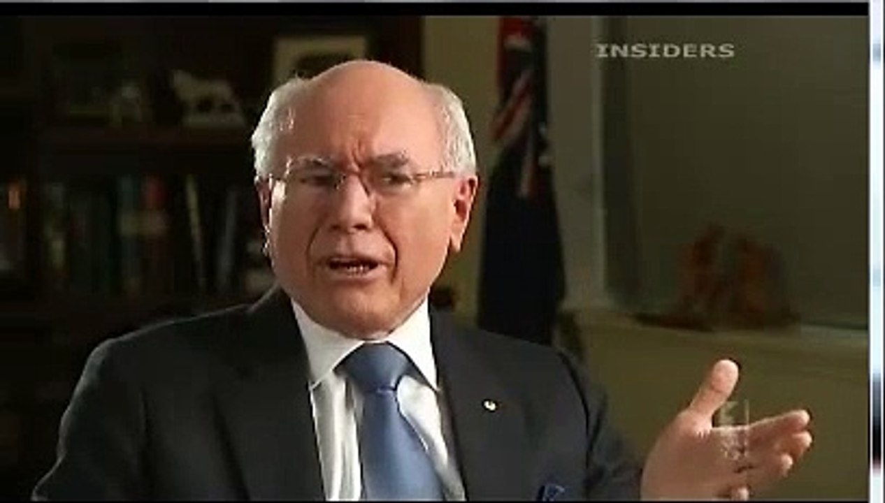 Media screamed at Australians to vote for a republic...now  a low order issue.mpg